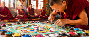 Mandalas de Arena Tibetanos: Concentración y Desapego.